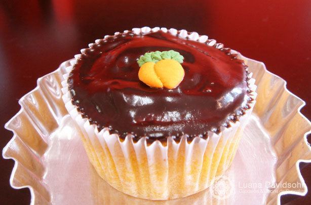 Cupcake de cenoura com chocolate