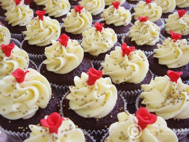 Cupcake Dia da Mulher Barbacoa | Confeitaria da Luana