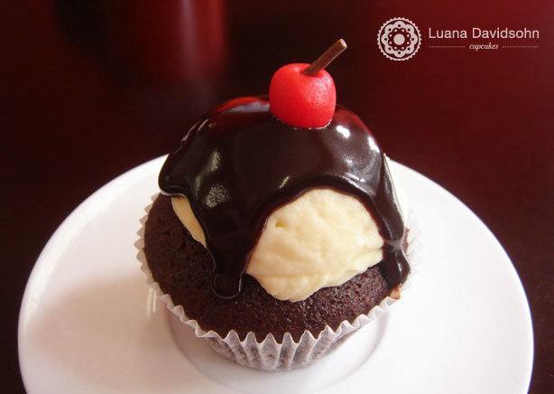 Cupcake que parece Sorvete | Confeitaria da Luana