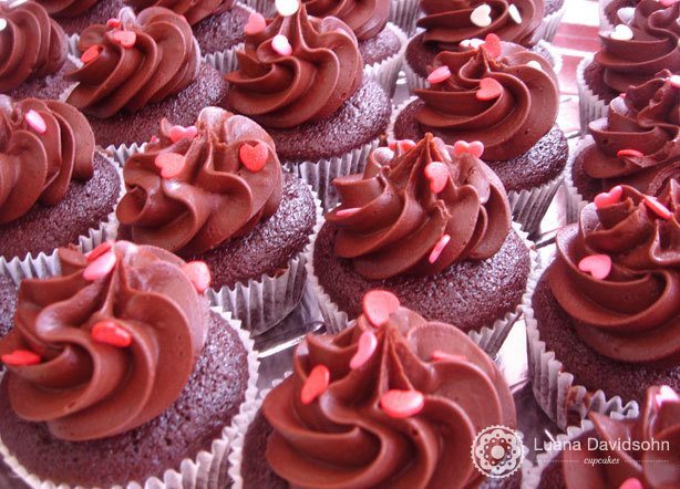 Cupcake Chocolate Corações | Confeitaria da Luana