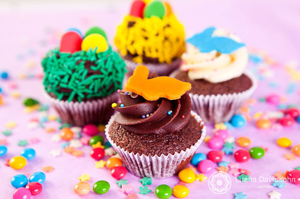 Cupcakes de Páscoa Coloridos | Confeitaria da Luana