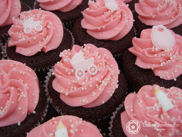 Cupcake Chá de Bebê Rosa e Branco | Confeitaria da Luana