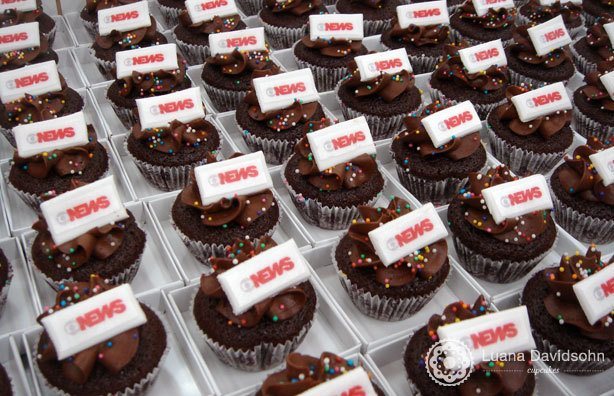 Gift Personalizado Evento Globo News | Confeitaria da Luana