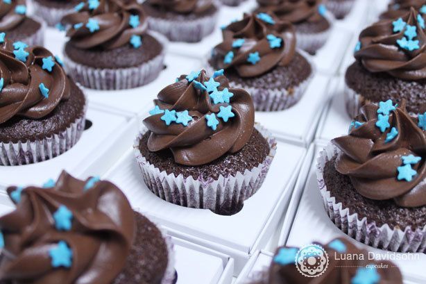 Cupcakes Cor da Empresa | Confeitaria da Luana