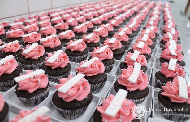 Cupcake Dia da Mulher Barbacoa | Confeitaria da Luana