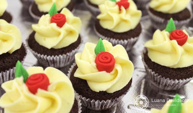 Cupcakes Dia da Mulher Flores