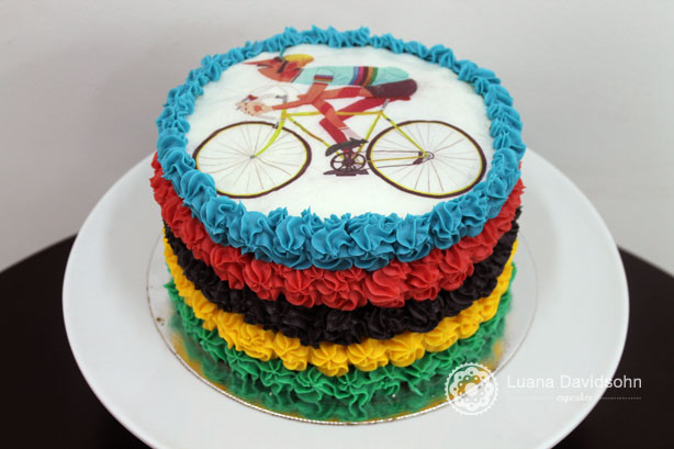 Bolo Decorado: Ciclista Eddy | Confeitaria da Luana