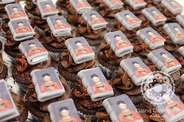 Cupcake Livros | Confeitaria da Luana
