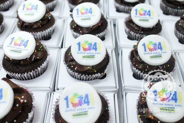 Cupcake Pernambucanas 104 anos | Confeitaria da Luana
