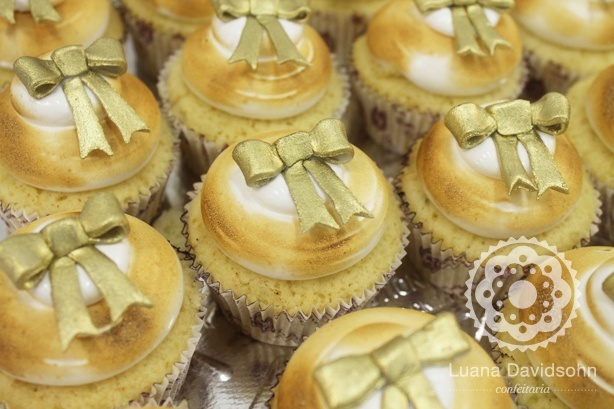 Cupcake Desfile Vanessa Montoro | Confeitaria da Luana