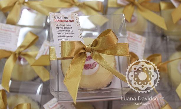 Cupcake para Funcionários Mary Kay | Confeitaria da Luana