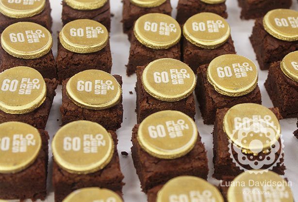 Mini Brownies com Logo