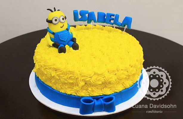 Bolo de Minion da Isabela | Confeitaria da Luana