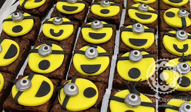 Brownies de Minions | Confeitaria da Luana