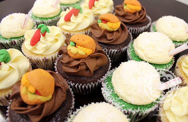 Cupcake de Acarajé, Pimenta e Coco | Confeitaria da Luana