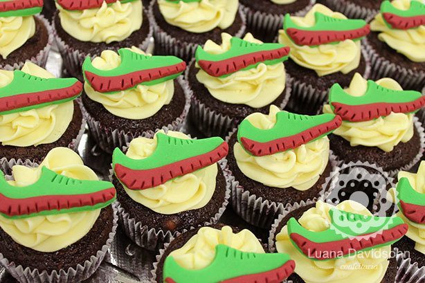 Cupcakes Tênis | Confeitaria da Luana
