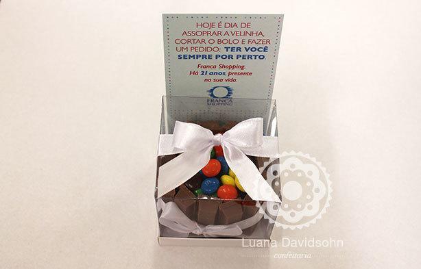 Mini-bolo-kit-kat-21-Shopping-Franca-com-ta