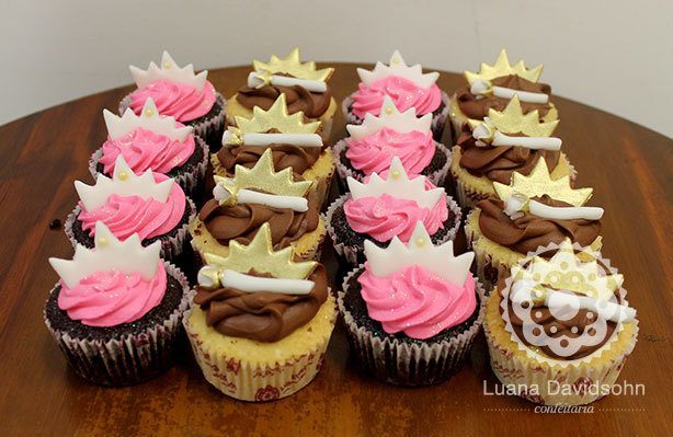 Cupcake Príncipe Princesa | Confeitaria da Luana