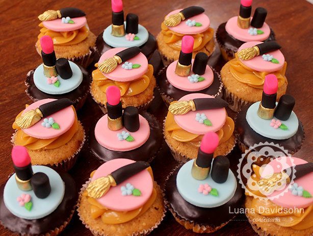 Cupcakes de SPA e Maquiagem