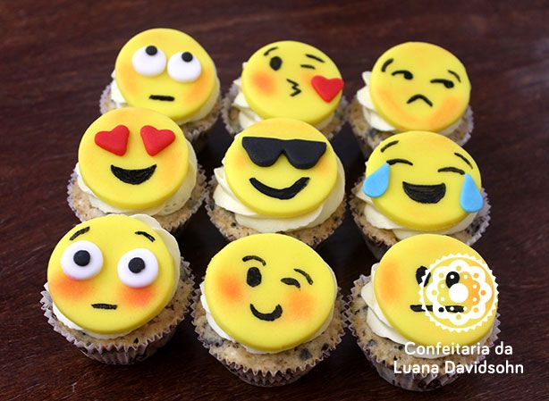 Cupcake emoji