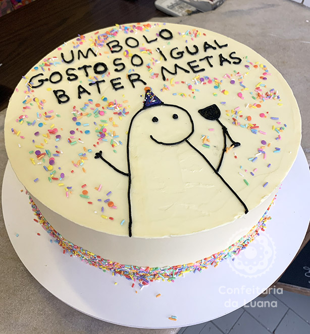 Bento Cake Corporativo AMARO | Confeitaria da Luana